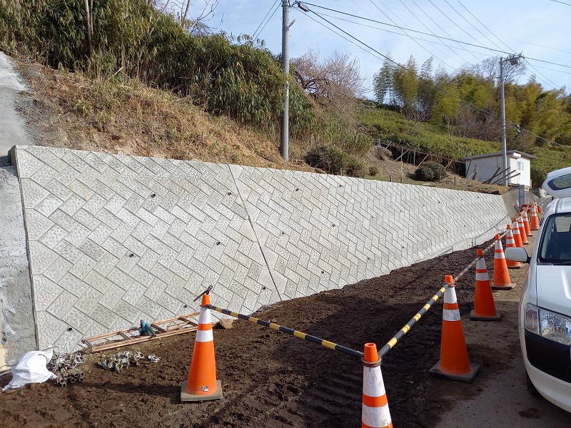 施工事例　新設道路拡幅工事